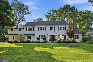 417 Heatherwood Ln, Devon, PA 19333 - Photo 1