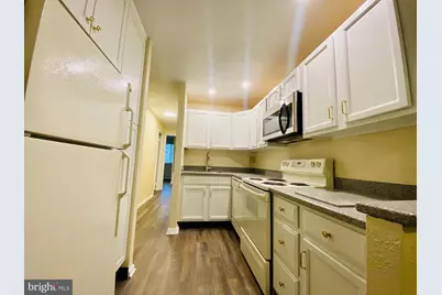 120 N Penn Street #A11, Spring City, PA 19475 - Photo 5