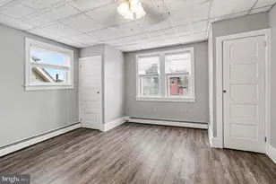 624 Bridge St, Phoenixville, PA 19460 - Photo 17