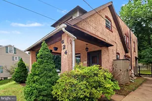 624 Bridge St, Phoenixville, PA 19460 - Photo 3