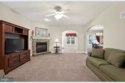 1040 Aris Pear Way #5, Downingtown, PA 19335 - Photo 7