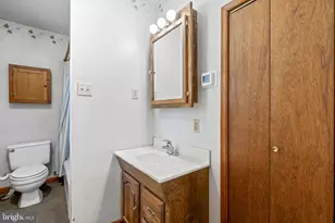 250 Watson Ave, Coatesville, PA 19320 - Photo 21