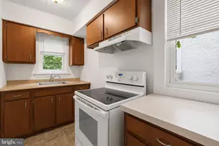 176 1st Ave, Phoenixville, PA 19460 - Photo 5