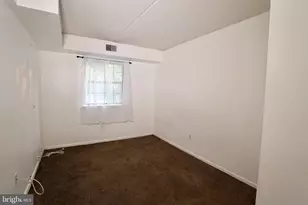 2407 Pond View Dr, West Chester, PA 19382 - Photo 11