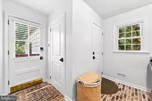 7 Manor View Cir, Malvern, PA 19355 - Photo 21