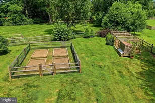 7 Manor View Cir, Malvern, PA 19355 - Photo 37