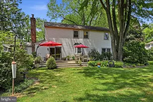 7 Manor View Cir, Malvern, PA 19355 - Photo 17