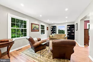 7 Manor View Cir, Malvern, PA 19355 - Photo 3