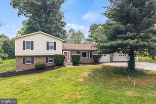 2604 Pheasant Run Ln, Spring City, PA 19475 - Photo 1