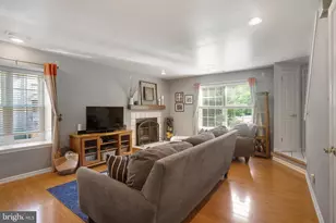 37 Rampart Dr, Chesterbrook, PA 19087 - Photo 7
