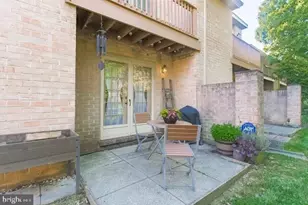 37 Rampart Dr, Chesterbrook, PA 19087 - Photo 5