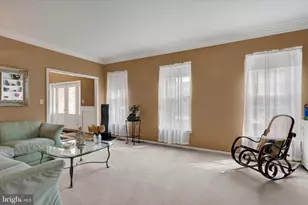 337 Aftons Cir, Spring City, PA 19475 - Photo 7