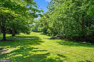 205 Valley Stream Ln, Tredyffrin, PA 19087 - Photo 23