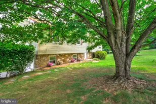 1896 Little Conestoga Rd, Elverson, PA 19520 - Photo 3