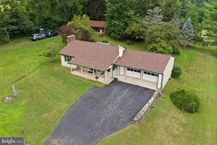 209 Hill Rd, Elverson, PA 19520 - Photo 3