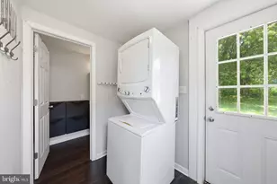 27 Spruce St, Pomeroy, PA 19367 - Photo 9