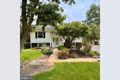 208 Chestnut Road, West Grove, PA 19390 - Photo 1