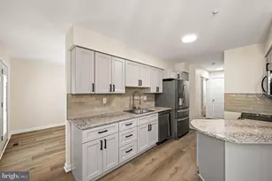 321 Bristol Cir, Exton, PA 19341 - Photo 9