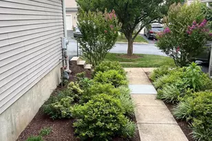 121 Lewisville Ct, Phoenixville, PA 19460 - Photo 1