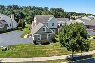 13 Parkside Dr, Elverson, PA 19520 - Photo 1