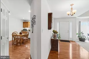 13 Parkside Dr, Elverson, PA 19520 - Photo 5