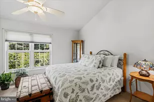 13 Parkside Dr, Elverson, PA 19520 - Photo 11