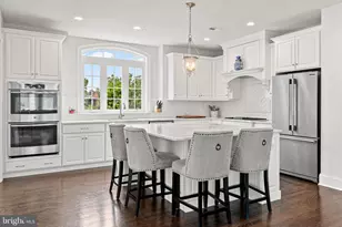 7 Grey Ct, Berwyn, PA 19312 - Photo 9