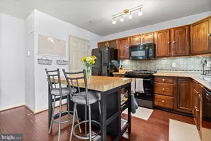 1102 Cherry Wood Ct, Phoenixville, PA 19460 - Photo 17