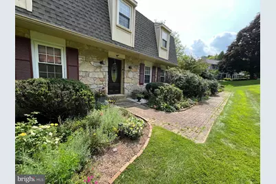 912 Warrior Road, Malvern, PA 19355 - Photo 3