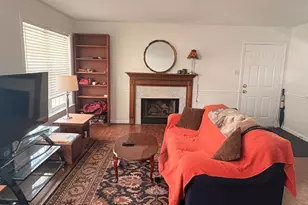135 Peters Ct, Coatesville, PA 19320 - Photo 3