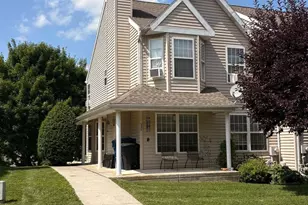 135 Peters Ct, Coatesville, PA 19320 - Photo 1