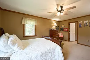 106 Stephen Ln, Pottstown, PA 19465 - Photo 11