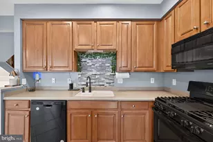 107 Larose Dr, Coatesville, PA 19320 - Photo 9