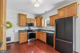 45 Flintlock Cir, West Grove, PA 19390 - Photo 15