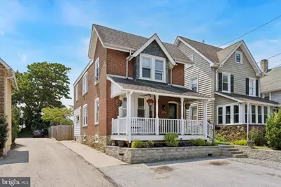 32 W Central Avenue, Paoli, PA 19301 - Photo 1