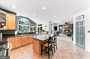 40 Caversham Dr, West Grove, PA 19390 - Photo 11