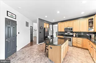40 Caversham Dr, West Grove, PA 19390 - Photo 13