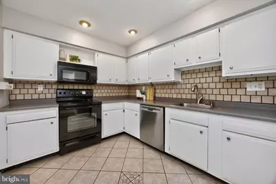 188 Summit House #188, West Chester, PA 19382 - Photo 7