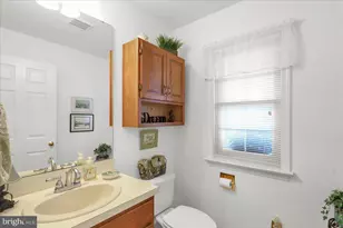 116 Steeplechase Dr, Elverson, PA 19520 - Photo 5