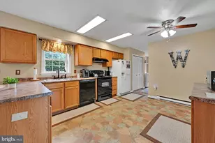 1235 W Kings Hwy, Coatesville, PA 19320 - Photo 15