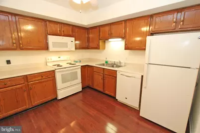 185 Valley Stream Circle, Chesterbrook, PA 19087 - Photo 9