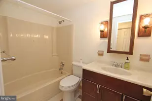 185 Valley Stream Cir, Chesterbrook, PA 19087 - Photo 13