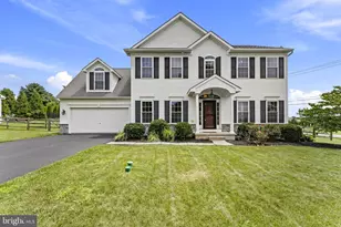 302 Redbud Dr, Oxford, PA 19363 - Photo 1