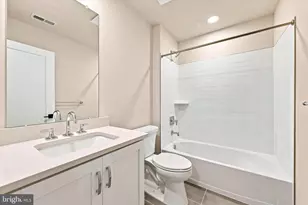 46 Grayson Ln, Downingtown, PA 19335 - Photo 11
