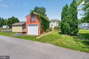 440 Queen St, Spring City, PA 19475 - Photo 37
