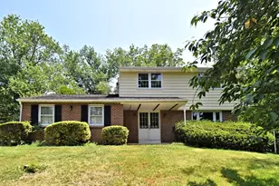 1200 N Manor Rd, Honey Brook, PA 19344 - Photo 3