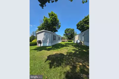 860 Latshaw Road, Spring City, PA 19475 - Photo 3