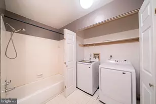 1404 Weatherstone Dr, Paoli, PA 19301 - Photo 23