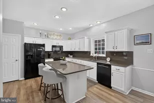 11 Sullivan Chase Dr, Avondale, PA 19311 - Photo 7