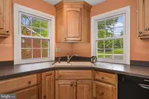 54 W Locust St, Oxford, PA 19363 - Photo 9